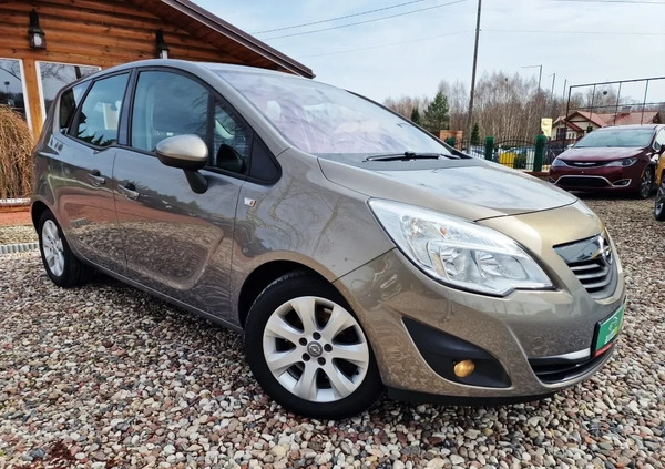 Opel Meriva cena 28900 przebieg: 163900, rok produkcji 2012 z Głogówek małe 781